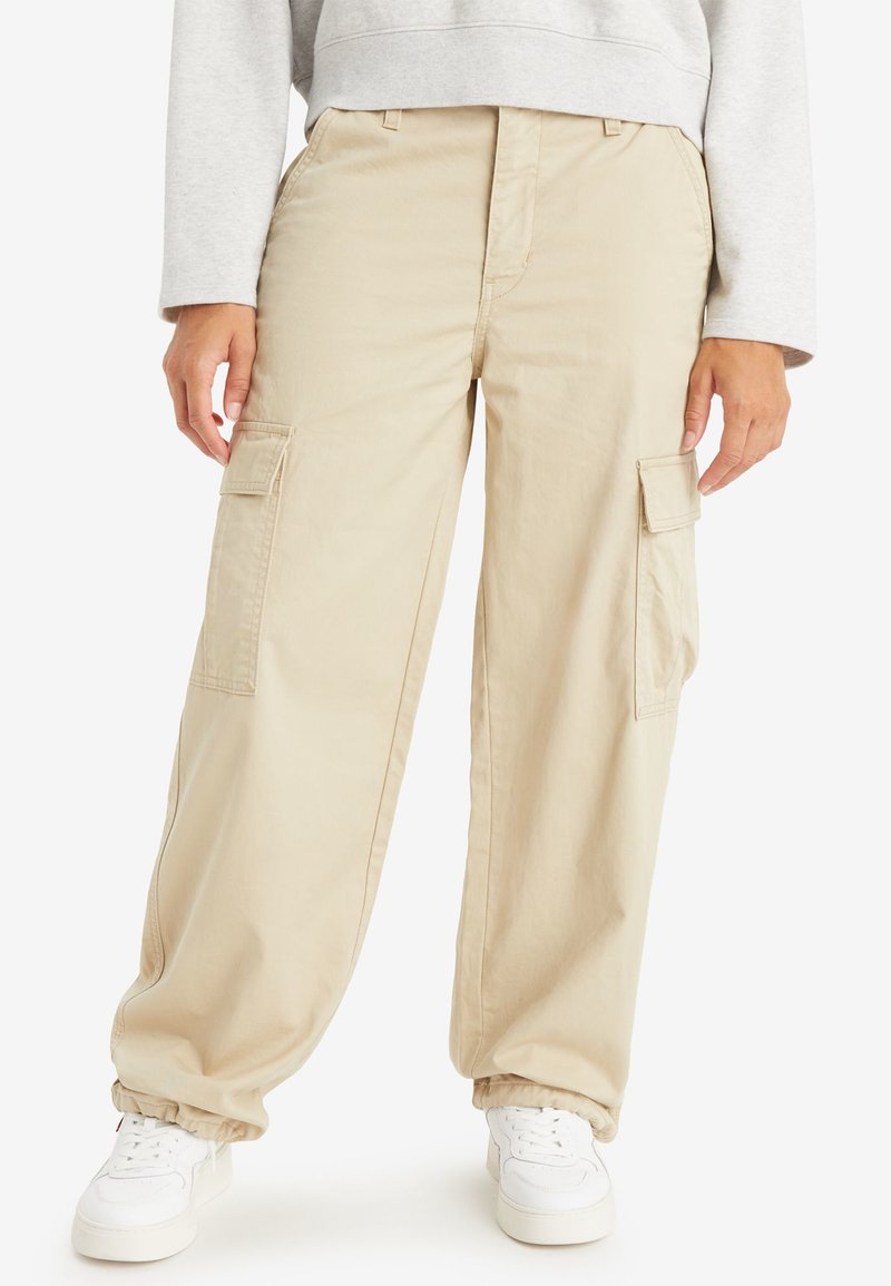 Levi's® 94 BAGGY CARGO Cargo trousers safari/sand Zalando.ie