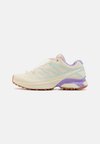 XT PATHWAY 2 UNISEX - Sneakers basse - almond milk/iced aqua/violet tulip