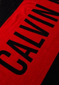 Calvin Klein Swimwear TOWEL BLOCK - Beach towel - flaming chili