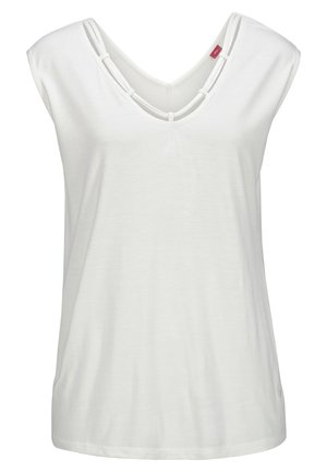 Hvid ærmeløs top med V-hals, der har karakteristiske lagdelte stropper ved halsen og en afslappet pasform. Blød tekstur, ensfarvet design.