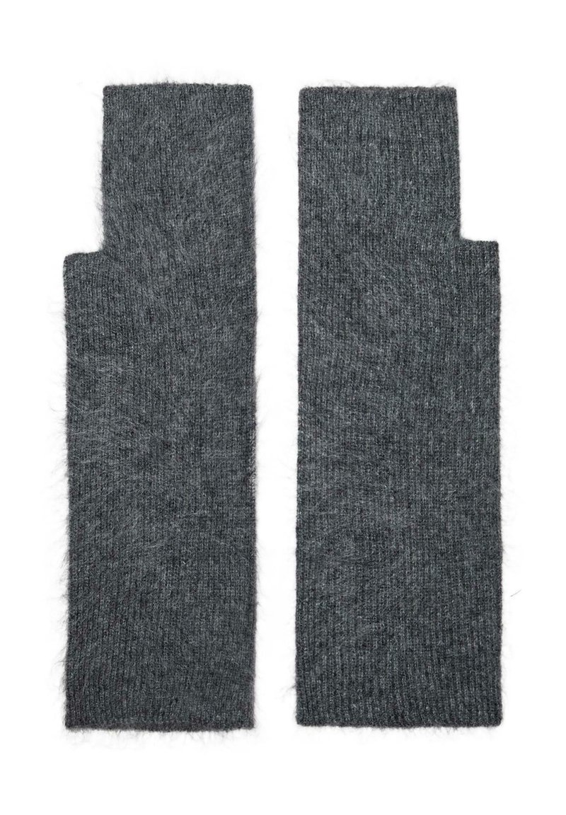 Szare rękawiczki bez palców wykonane z miękkiej, fakturowanej wełny, z wyczuwalnym wzorem ribbed oraz otwartymi czubkami palców, z puszystym wykończeniem.