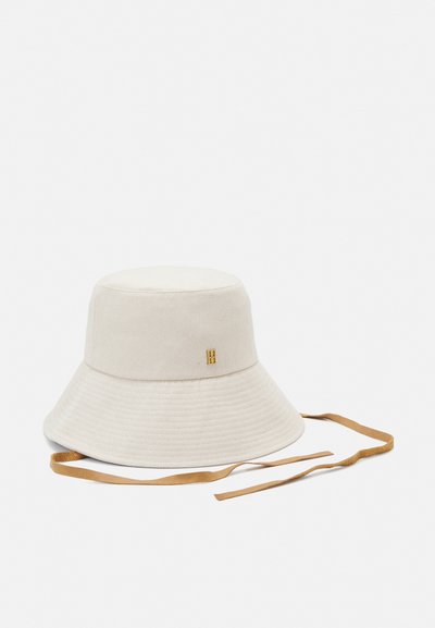 By Malene Birger PIOVAS - Chapeau - white