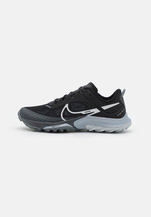 AIR ZOOM TERRA KIGER  - Běžecké boty do terénu - black/pure platinum/anthracite/wolf grey/cool grey