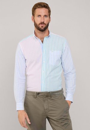 Camicia button-up con strisce verticali in rosa e azzurro chiaro. Realizzata in cotone, con taschino sul davanti e polsini con bottoni.
