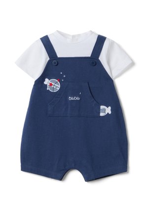 Combinaison pour bébé bleu marine avec chemise blanche à manches courtes, poche avant, et poisson brodé avec des bulles et le texte "cucu" sur le devant.