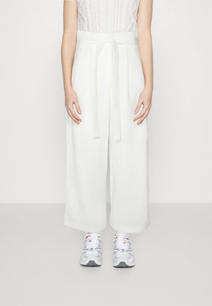 ONLY ONLLIZZO BELT CULOTTE  - Παντελόνι - white