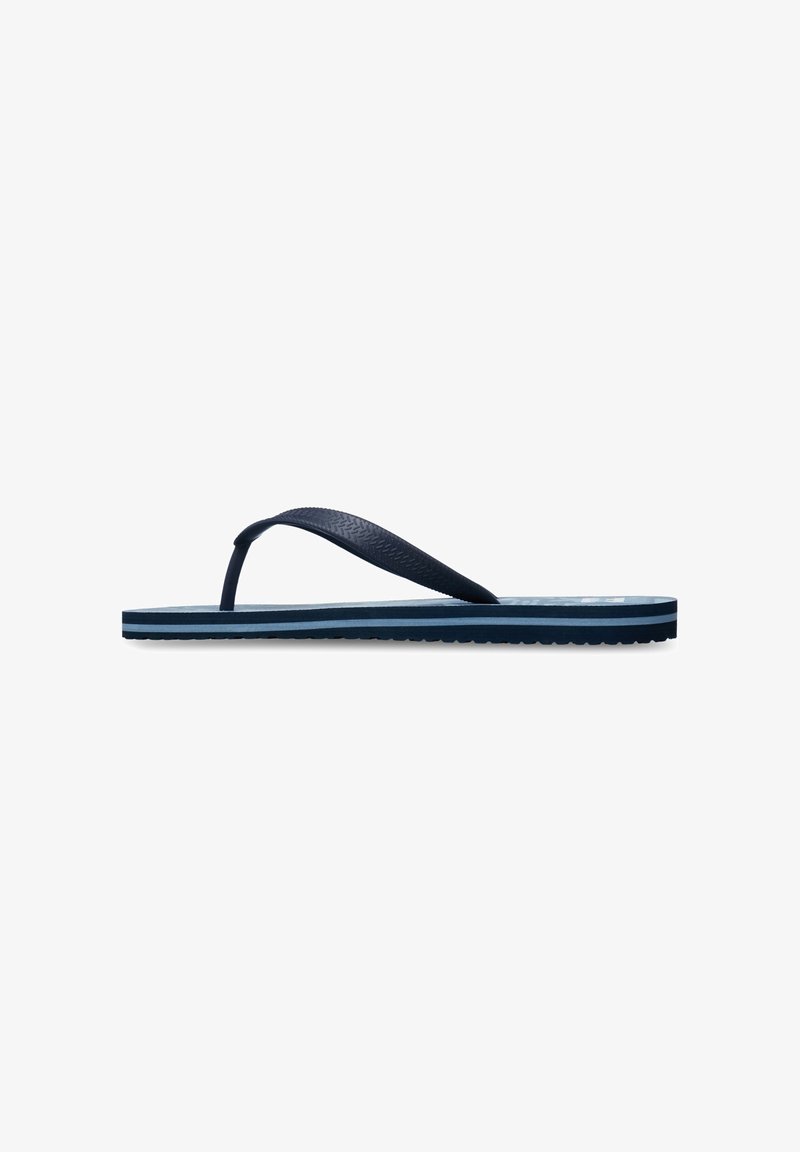 Tongs bleu marine avec des brides en caoutchouc texturé et une semelle plate bleu clair. Présente un design multi-couches avec des bandes contrastantes.
