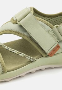 Merrell TERRAN 4 BACKSTRAP - Käimissandaalid - mosstone
