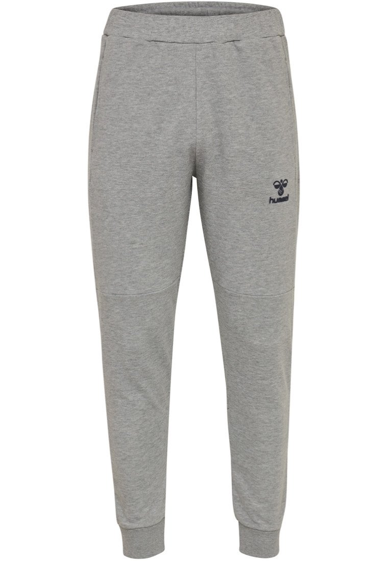 Šedé tepláky vyrobené z měkké bavlněné směsi. Mají elastický pas, zúžené nohavice a malé námořnické logo na levém stehně.