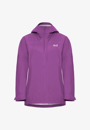 Paarse waterdichte Jack Wolfskin jas met capuchon, volledige rits aan de voorkant, verstelbare manchetten en een borstzak op een witte achtergrond.