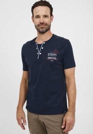 FQRUDOLF - T-shirt med print - navy blazer