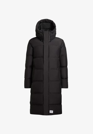 Czarna kurtka puchowa z kapturem, z pikowanym wzorem, zapinana z przodu na zamek, z dwoma bocznymi kieszeniami. Gładka faktura i długość do kolan.