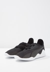 Puma Sneakers - black