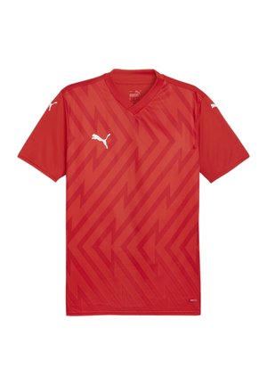Rode Puma sportshirt met V-hals, korte mouwen en een geometrisch patroon in verschillende schakeringen van rood. Witte Puma-logo accenten op de mouwen.