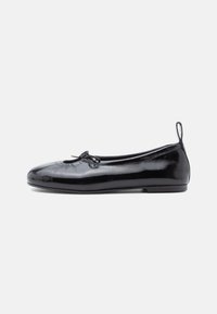 ROSALIND FLATS - Ballerine con cinturino - onix black