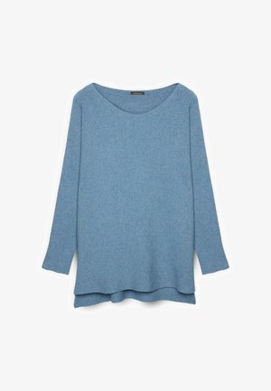Maglione azzurro chiaro a maniche lunghe con motivo a coste testurizzato, collo ampio e orlo posteriore leggermente allungato per una vestibilità comoda.