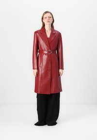 Patrizia Pepe OUTERWEAR - Trenchcoat - clash red