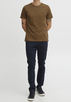Casual Friday, T-shirt basique - brown