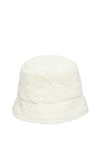 Biała kapelusz z miękkiego, teksturowanego futra syntetycznego; ma zaokrągloną koronę i szeroką, nachyloną brzeg dla ochrony.