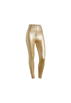 Leggings high-waisted in oro metallico con zip frontale, texture liscia e design aderente. Adatti a varie opzioni di stile.