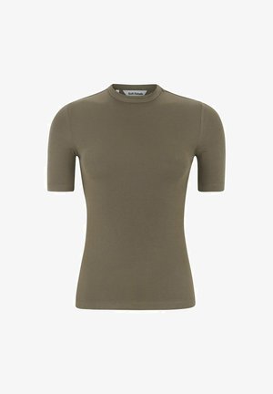 Õlivärvi soonikuga lühikeste varrukatega särk kõrge kaelusega. Kanga tekstuur on sile, keha lähedalt istuv ning ilma nähtavate mustrite või aksessuaarideta.