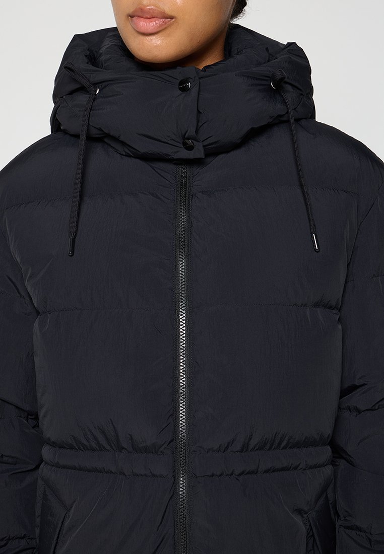 Daunenjacke