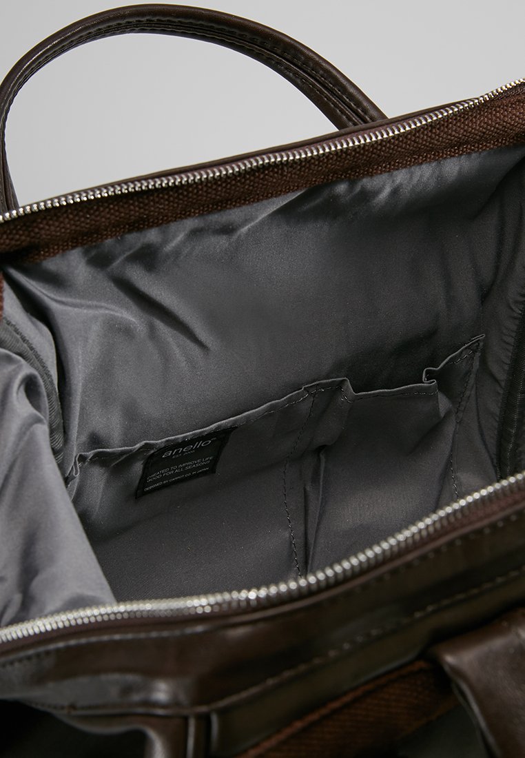 Herren Umhängetaschen | anello TOTE UNISEX Tagesrucksack dark brown/dunkelbraun - GH57375 Herren Umhängetaschen | anello TOTE UNISEX Tagesrucksack dark brown/dunkelbraun - GH57375