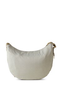 Sac de style hobo en matériau texturé gris clair. Il présente une forme incurvée, des accents en métal doré et une fermeture éclair sur un côté.