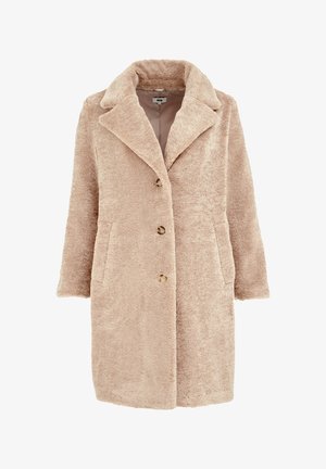 Bež plašč iz umetnega krzna z razrezanim ovratnikom, tremi gumbi, dvema stranskima žepoma in mehko teksturo, ki ima enobarvno notranjo podlogo.