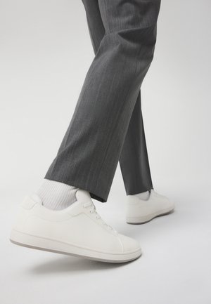 ALDO, ALDO LOW TOP SNEAKER KOSMO - Zapatillas - white