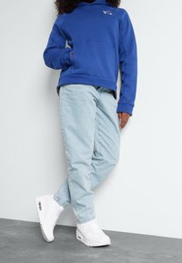 Nike Sportswear AIR MAX 90 UNISEX - Sneakers - white/metallic silver