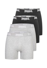 Štyri páry boxeriek v čiernej a sivej farbe, vyrobené z mäkkého materiálu, s elastickým pásom s bielym logom "LONSDALE LONDON".