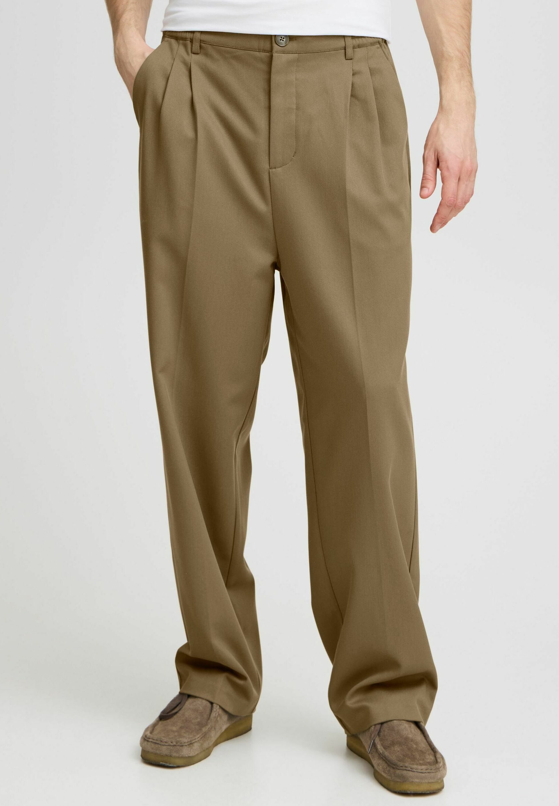 Casual Friday CFGRANT RELAXED LOOSE FIT - Chinos - gothic olive