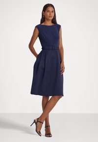 Lauren Ralph Lauren BELTED FAILLE JERSEY COCKTAIL DRESS - Koktajl obleka/za zabavo - refined navy