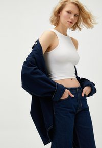 Koton CROP SEAMLESS  HALTERNECK - Top - ecru