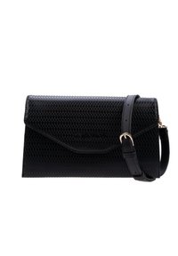 Sac à main noir texturé avec un motif de diamant, doté d'un rabat pliable et d'une bandoulière amovible. Accent en métal doré.