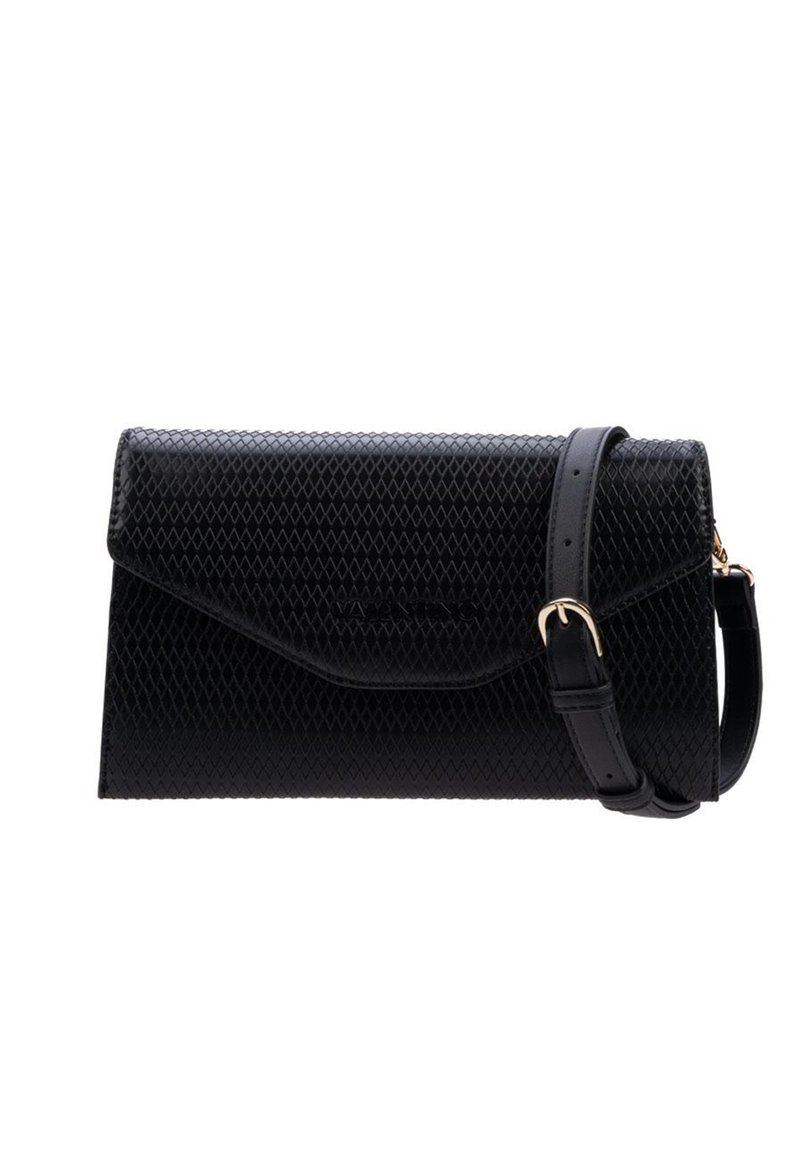 Sac à main noir texturé avec un motif de diamant, doté d'un rabat pliable et d'une bandoulière amovible. Accent en métal doré.