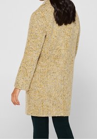 Esprit Halflange jas - light yellow