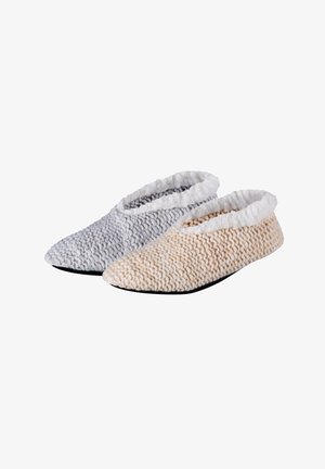 Knitted slippers in gray and beige, feature a soft, textured upper and plush lining, with a flexible black sole and a rounded shape.