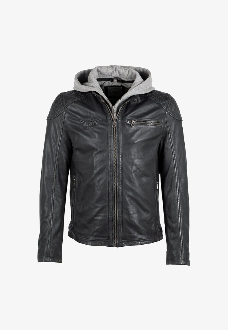 Zwarte leren jack met grijze capuchon, ritsvoering aan de voorkant en logodetail op de borst. Bevat diagonale stiksels en twee zijzakken.