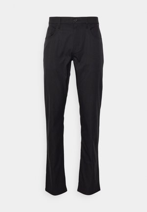 Pantaloni neri con taglio dritto, realizzati in tessuto morbido. Presentano tasche anteriori e chiusura con un singolo bottone. Design minimalista.