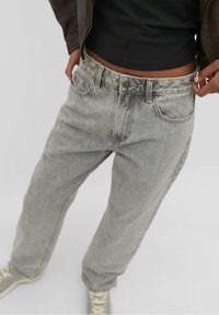 Stradivarius Jeans a sigaretta - black denim