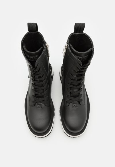 GCDS BUCKLE COMMANDO UNISEX - Μπότες πλατφόρμα - black