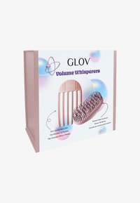 GLOV Volume Whisperers-set med en rosa Zero Gravity Root Lifter hårklype og en Smooth Glide avknutningshårbørste.