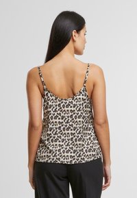 Urban Classics SLIP - Top - leo