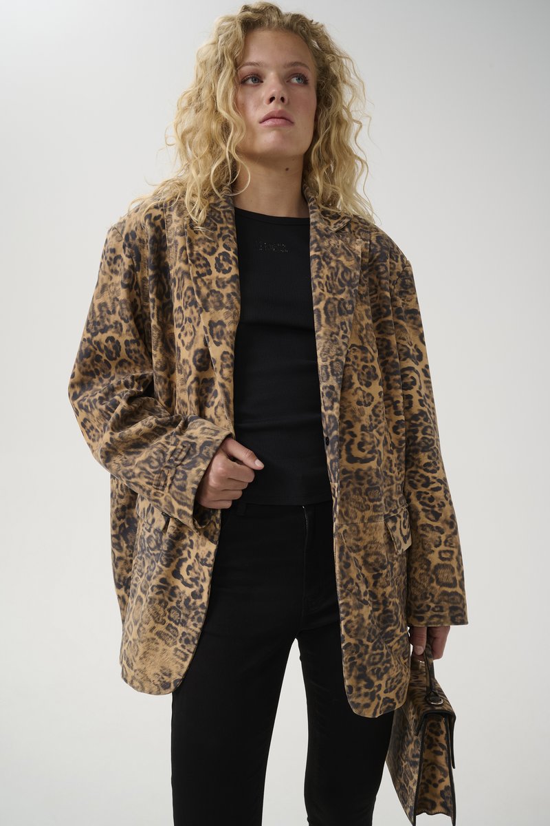 Gestuz LEANE - Rövid kabát - brown