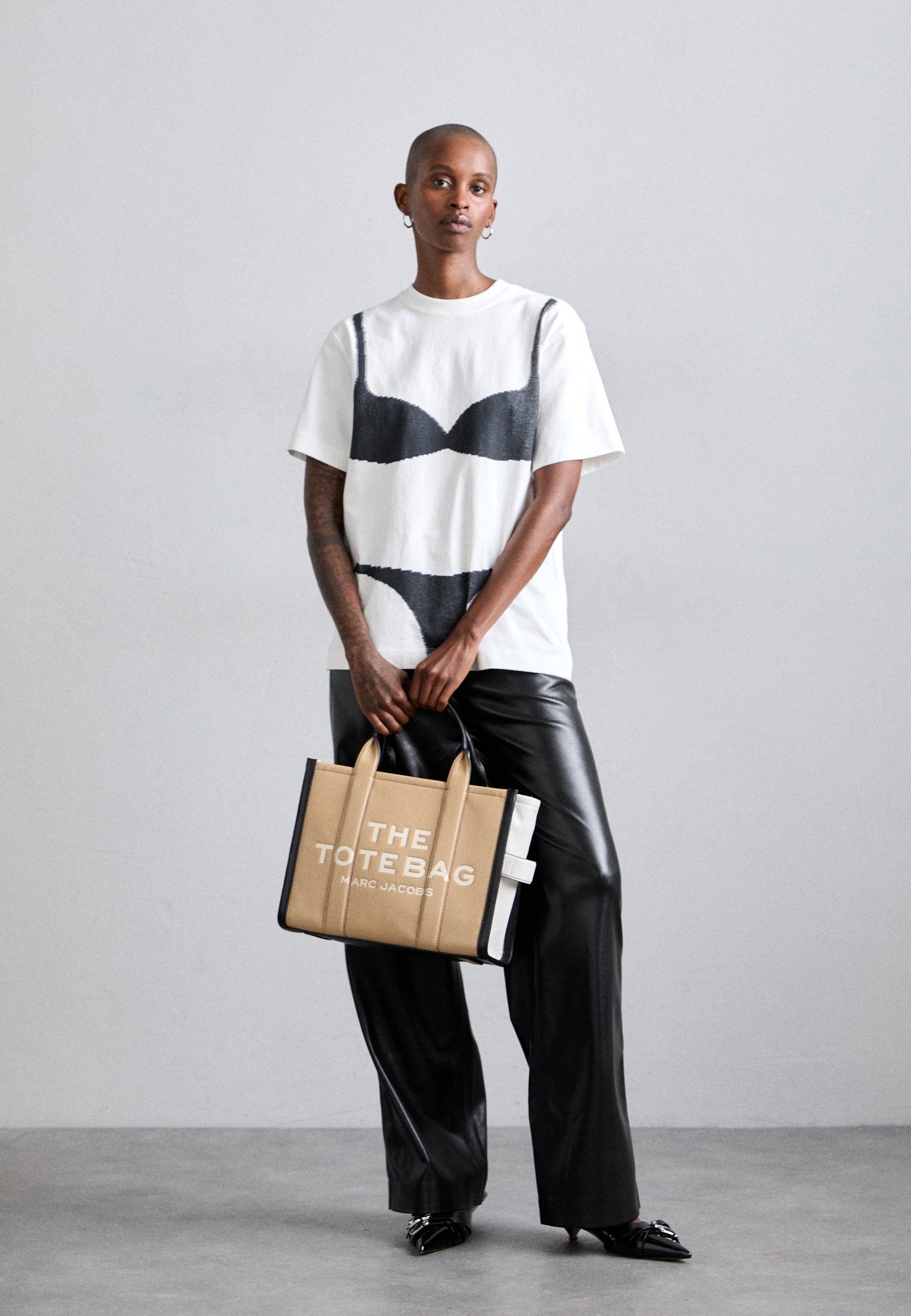 MARC JACOBS THE MEDIUM TOTE - Geantă de mână - camel multi/gri