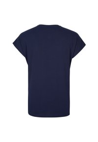 Námořnická modrá tričko s krátkým rukávem zobrazené zezadu s kulatým výstřihem a volným střihem.