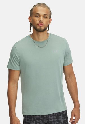 Under Armour LAUNCH - Sports T-shirt - silica green