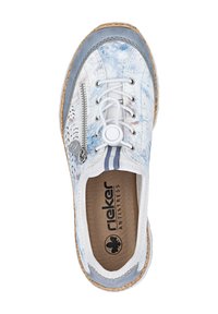 Baskets à motif blanc et bleu avec tige en cuir et textile, fermeture par lacets et zipper, semelle intermédiaire en liège et talon rond. Semelle intérieure imprimée.
